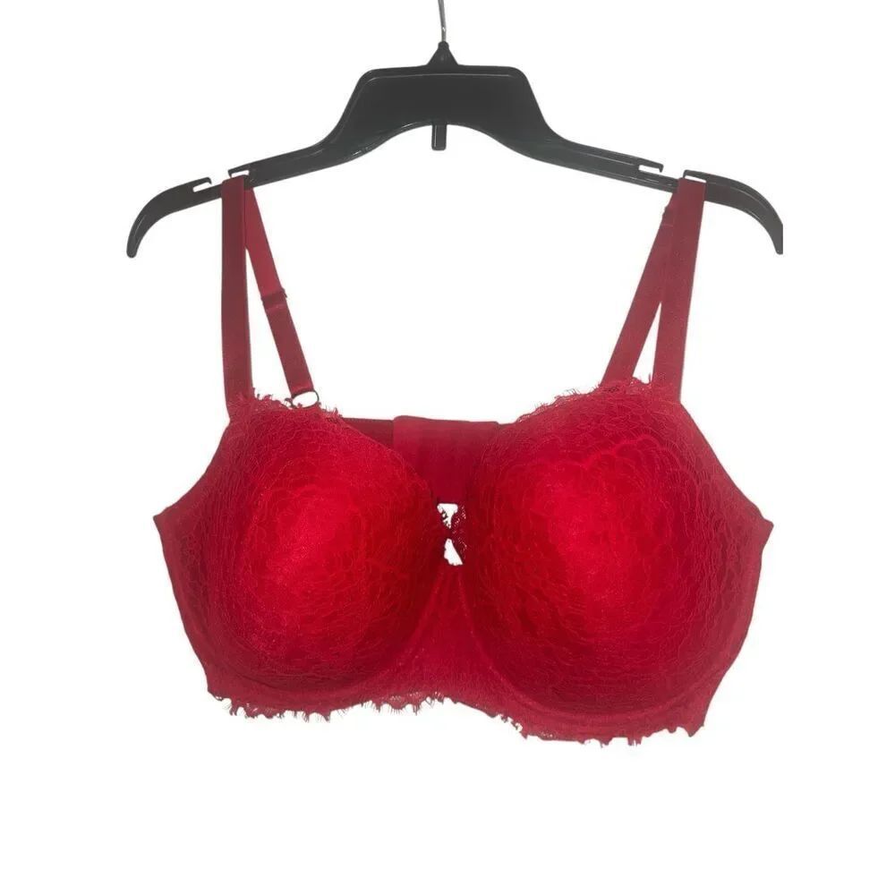 ✨Victoria’s Secret Red Lace Dream Angels Lined Demi Sz 38DDD Bra✨